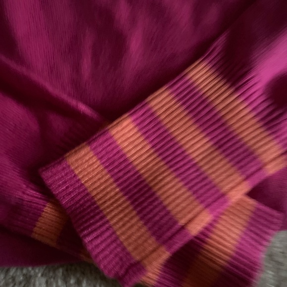 Pink ruffled sweater new - Picture 4 of 4